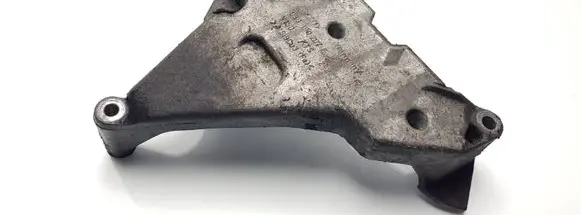 Volkswagen PASSAT B6 Engine mounting bracket 03G199207E