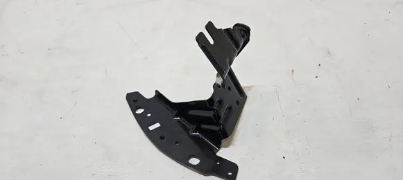 Citroen C4 III e-C4 Fender mounting bracket 9833314180