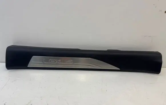 Lexus RX 450H Front sill trim cover 6792048160