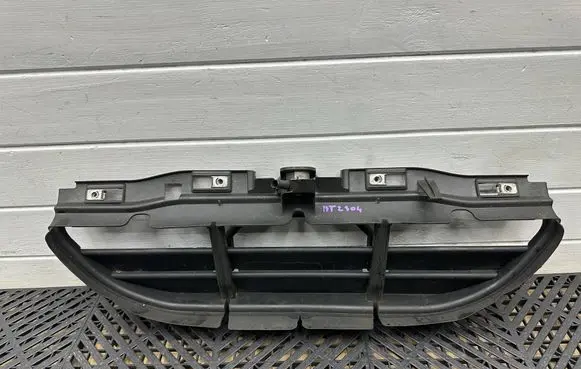 BMW 3 E90 E91 Intercooler air guide/duct channel 7186776 74850610