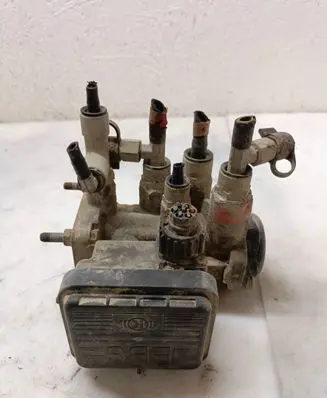 Mercedes-Benz 207 310 other engine part DGS17110 0730203B K000919