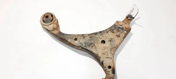 Hyundai i30 Front lower control arm/wishbone
