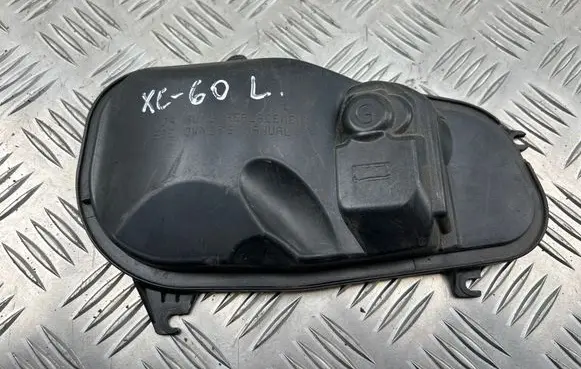 Volvo XC60 Headlight/headlamp dust cover 90029518