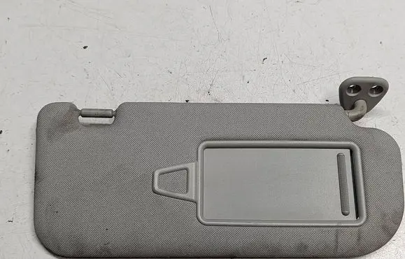 Sun visor