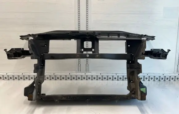 Volkswagen PASSAT B6 Radiator support slam panel bracket 