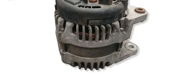 Opel Astra J Generator/alternator 13500187
