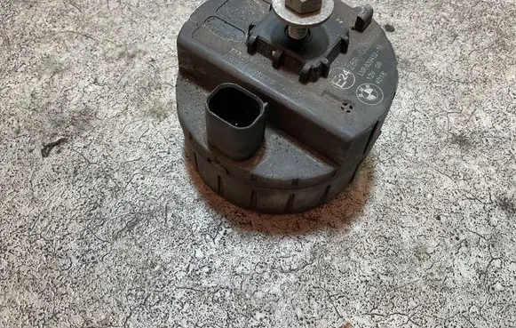BMW 5 G30 G31 G38 Alarm system siren 9493759 63945210