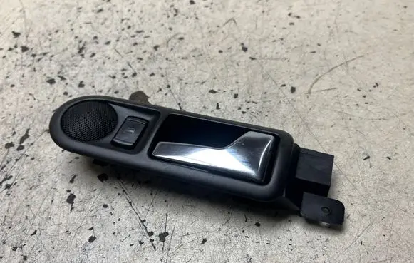 Volkswagen Golf IV Rear door interior handle 3B0839114