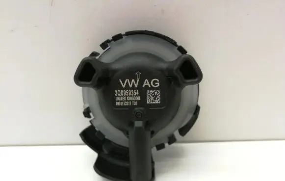 Volkswagen PASSAT B8 Airbag deployment crash/impact sensor 3Q0959354