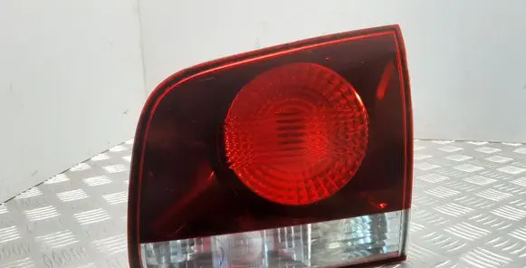 Volkswagen Touareg I Tailgate rear/tail lights 28268003