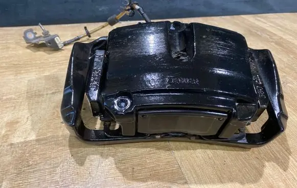 Jaguar F-Type Front brake caliper 