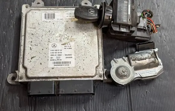 Engine ECU kit and lock set