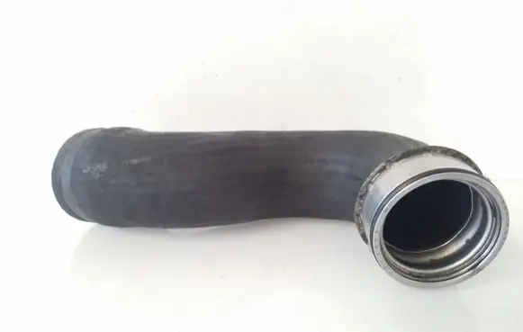 Mercedes-Benz ML W163 Intercooler hose/pipe 5674052