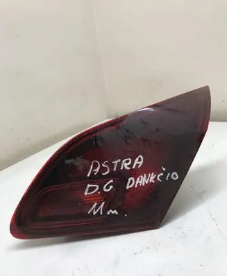 Opel Astra J Tailgate rear/tail lights