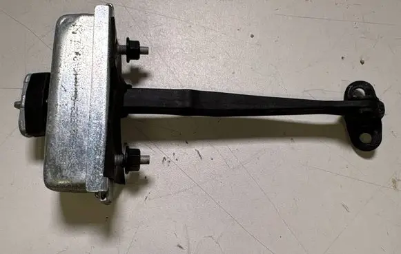 Ford Mustang V Front door check strap stopper 7R336323552