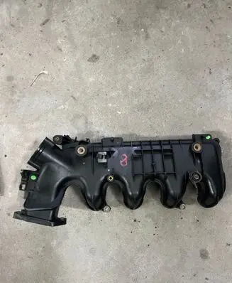Citroen C4 I Intake manifold 9653808680