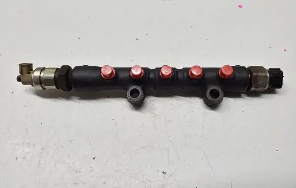 Toyota Avensis T250 Fuel main line pipe 8945860010