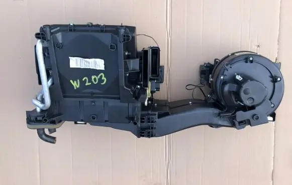 Mercedes-Benz C W203 Interior heater climate box assembly 2038300362