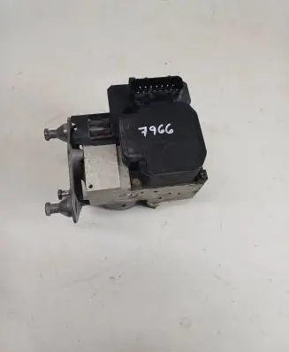Mercedes-Benz Vaneo W414 ABS Pump 0265202461 A0044310912 02112106