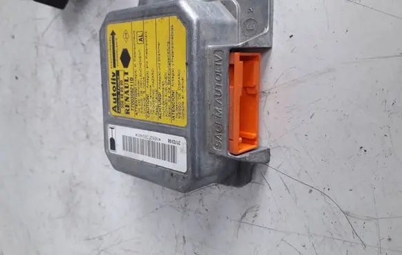 Renault Kangoo I Airbag control unit/module
