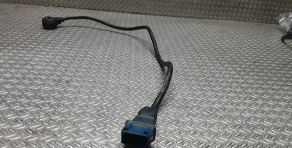 Audi A4 S4 B5 8D Detonation knock sensor KS1054905377G