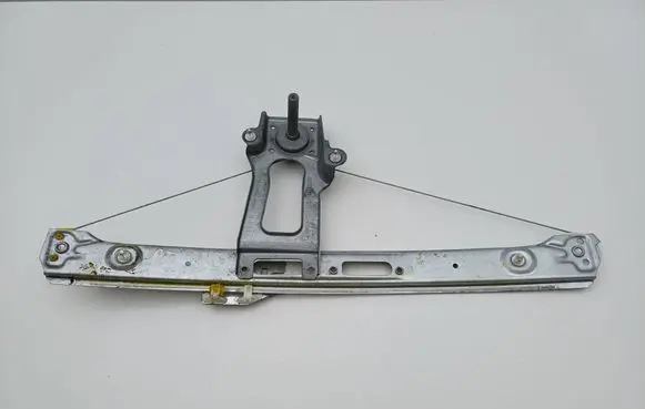 BMW 3 E46 Rear door manual window regulator 7011206