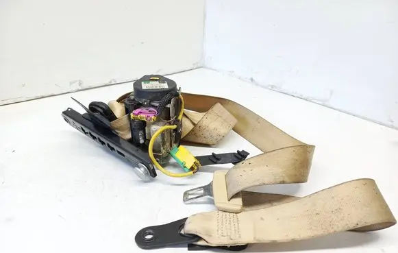 Volkswagen Phaeton Front seatbelt 560976601 008R000 030702