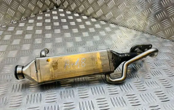 Mercedes-Benz R W251 EGR valve cooler 0818429661