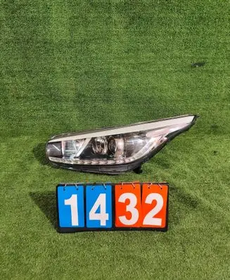 KIA Pro Cee'd II Headlight/headlamp L009A22UP13 82101A2220