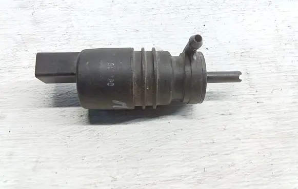 Mercedes-Benz ML W163 Windscreen/windshield washer pump