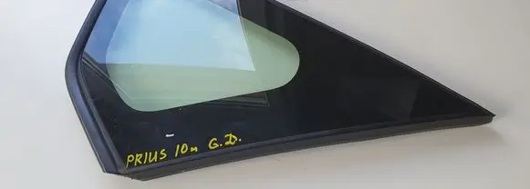Toyota Prius (XW30) Rear side window