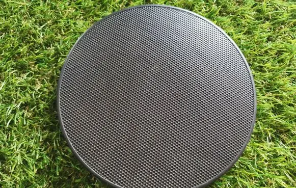 Volkswagen Golf III Front door speaker cover trim 1H0868646