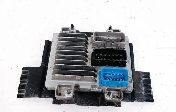 Buick Encore I Engine control unit/module 12679097