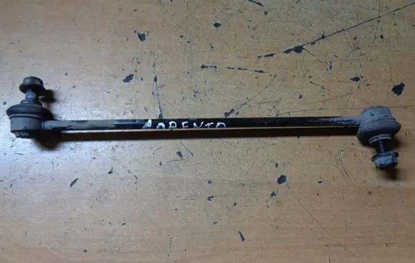 KIA Sorento Front anti-roll bar/stabilizer link 