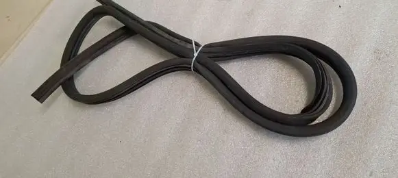 Ford Sierra Front door rubber seal