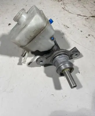 Mercedes-Benz Sprinter W907 W910 Master brake cylinder