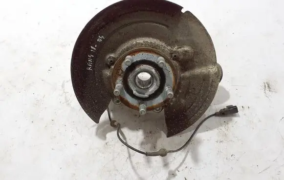 Rear wheel hub