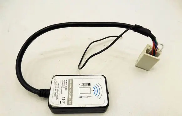 Audi A3 S3 8P Bluetooth control unit module 1201USBNBT 2010001 DE29364