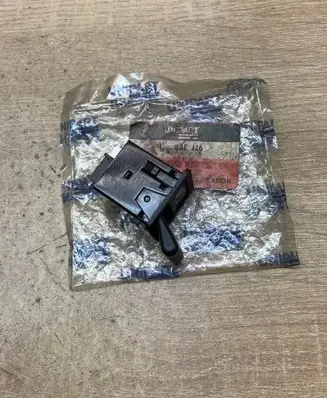MG TF Fog light switch GAE226
