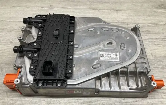 Volkswagen ID.4 Battery charger (optional) 1EA915681EA