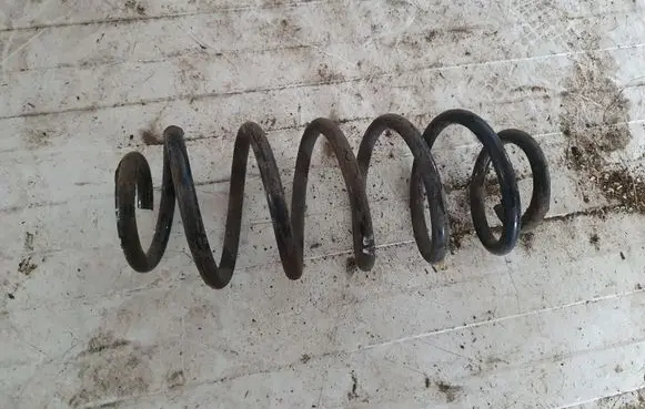 Toyota Auris 150 Rear coil spring NOCODE