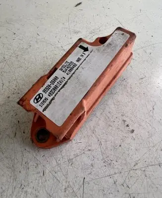Hyundai Santa Fe Airbag deployment crash/impact sensor 9592026000