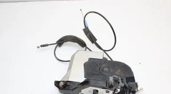 Subaru Outback (BS) Front door lock T8312110