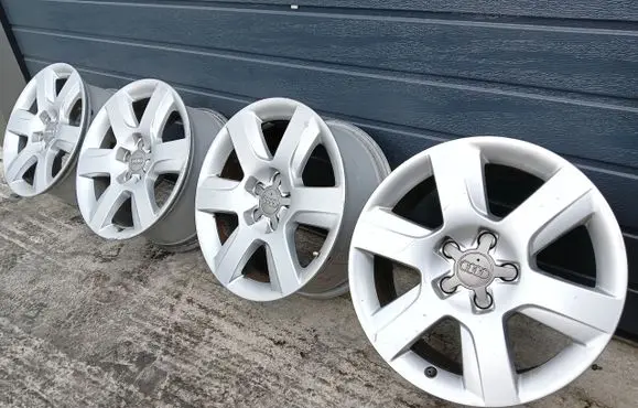 Audi A4 S4 B5 8D R12 alloy rim 