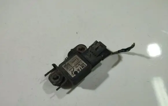 Opel Astra H Airbag deployment crash/impact sensor 13158750