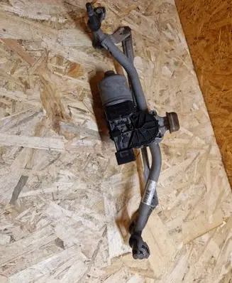 Peugeot 208 I Front wiper linkage and motor 9673222580 7021391