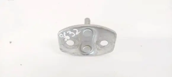 Toyota Auris 150 Front door lock loop/hook striker 