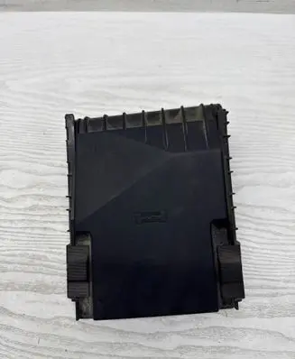 Volkswagen Golf VI Fuse box cover 017180061 1K0937132F 1K0937132G