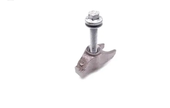 Jeep Grand Cherokee Fuel Injector clamp holder 