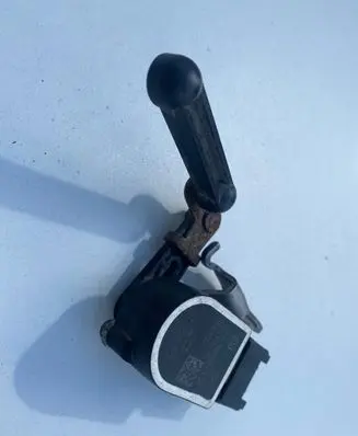 Headlight/headlamp level sensor